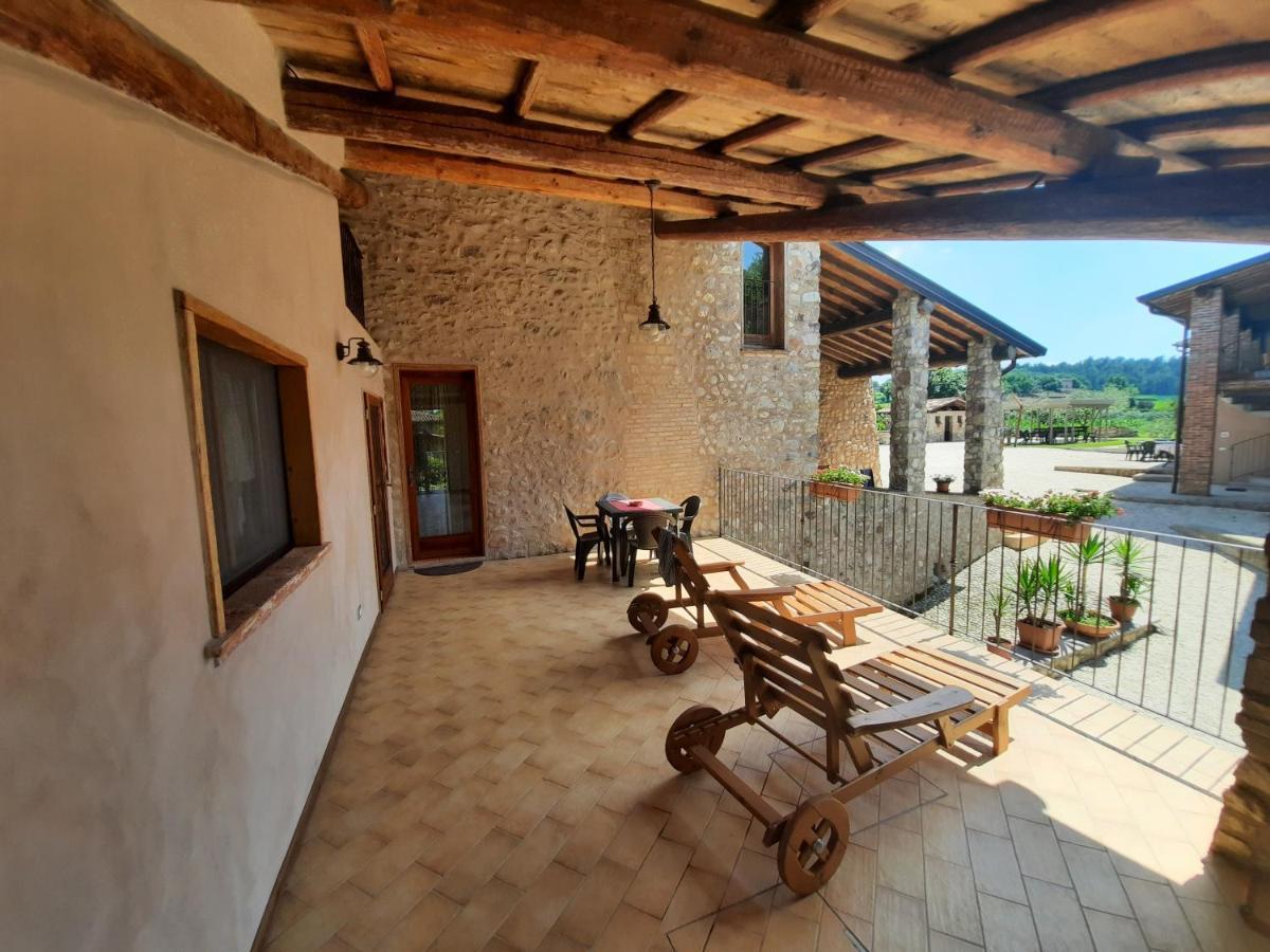 Corte Davini Agriturismo Villa มอนซามบาโน ภายนอก รูปภาพ