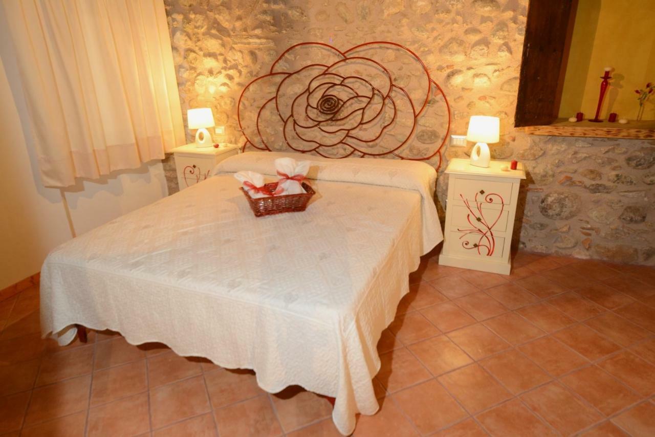 Corte Davini Agriturismo Villa มอนซามบาโน ภายนอก รูปภาพ